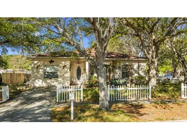 Photo one of 1705 Olympia Rd Tampa FL 33619 | MLS T3512571