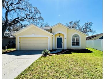 Photo one of 2612 Wrencrest Cir Valrico FL 33596 | MLS T3512701