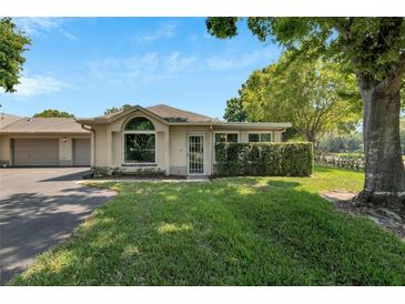 Photo one of 1220 Golfview Woods Dr # 1220 Sun City Center FL 33573 | MLS T3513520
