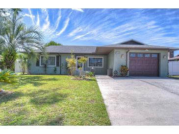 Photo one of 813 Chadsworth Ave Seffner FL 33584 | MLS T3514966