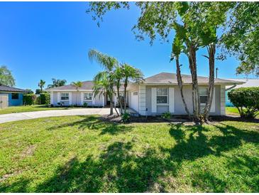 Photo one of 3913 Fontainbleau Dr Tampa FL 33634 | MLS T3515007