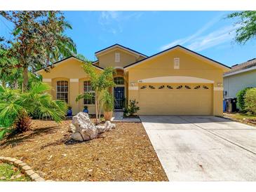 Photo one of 405 Thicket Crest Rd Seffner FL 33584 | MLS T3515825
