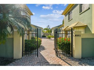 Photo one of 601 S Albany Ave # 3 Tampa FL 33606 | MLS T3516288