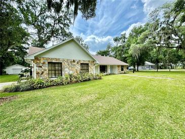 Photo one of 1501 Buell Ct Plant City FL 33567 | MLS T3516561