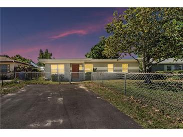 Photo one of 3810 W Pearl Ave Tampa FL 33611 | MLS T3516605