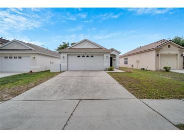 Photo one of 441 Summer Sails Dr Valrico FL 33594 | MLS T3517398