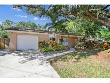 Photo one of 18846 Tracer Dr Lutz FL 33549 | MLS T3519615
