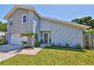 Photo one of 2216 Sherbrook Dr Valrico FL 33594 | MLS T3520074