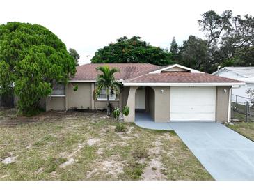Photo one of 4825 Ann Dr Holiday FL 34690 | MLS T3520259