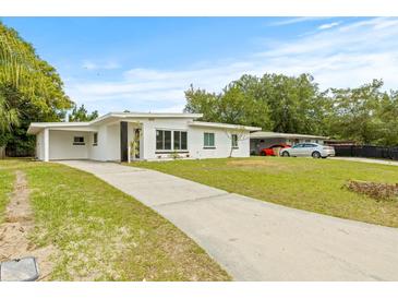 Photo one of 8613 Shirley Dr Temple Terrace FL 33617 | MLS T3521638