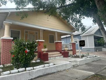 Photo one of 1404 E 22Nd Ave Tampa FL 33605 | MLS T3522315
