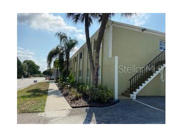 Photo one of 3206 W Azeele St # 100 Tampa FL 33609 | MLS T3523403