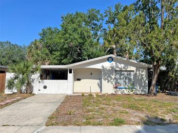 Photo one of 6811 S Hesperides St Tampa FL 33616 | MLS T3524924