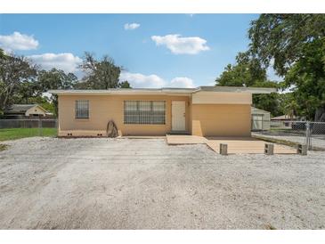 Photo one of 8102 N Newport Ave Tampa FL 33604 | MLS T3525171