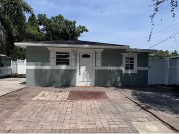 Photo one of 8105 N Newport Ave Tampa FL 33604 | MLS T3526974