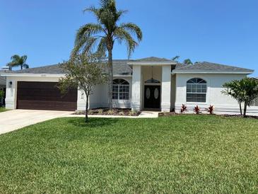 Photo one of 2630 Jarvis Cir Palm Harbor FL 34683 | MLS T3527110