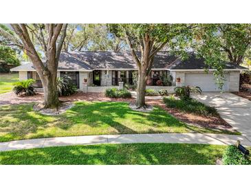 Photo one of 1911 Chestnutwood Dr Valrico FL 33596 | MLS T3529656