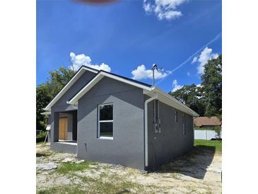 Photo one of 710 E Alabama St Plant City FL 33563 | MLS T3536426