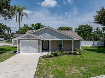 Photo one of 5050 16Th St Zephyrhills FL 33542 | MLS T3544833