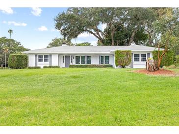 Photo one of 700 Maximo Ave Clearwater FL 33759 | MLS T3548597