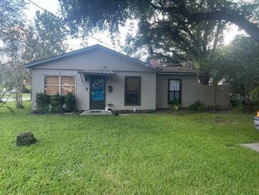 Photo one of 302 W Idlewild Ave Tampa FL 33604 | MLS T3551896