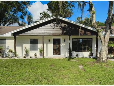 Photo one of 19109 Sunlake Blvd Lutz FL 33558 | MLS TB8302398