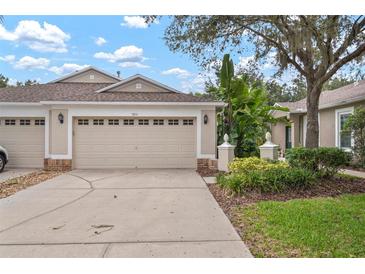 Photo one of 5851 Phoebenest Dr Lithia FL 33547 | MLS TB8310582