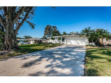 Photo one of 1624 Algonquin Dr Clearwater FL 33755 | MLS TB8312964