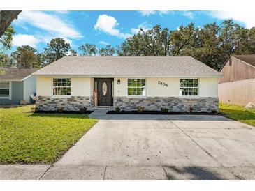 Photo one of 2806 Cedaridge Dr Tampa FL 33618 | MLS TB8314046