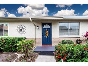 Photo one of 904 Hendon Ct Sun City Center FL 33573 | MLS TB8319245