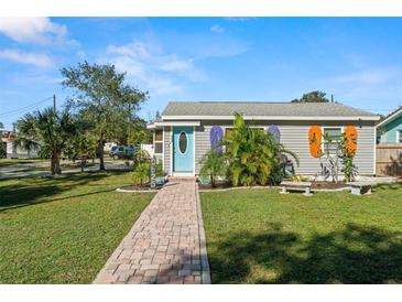 Photo one of 5625 Tangerine S Ave Gulfport FL 33707 | MLS TB8323696