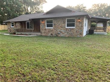 Photo one of 19032 Duncan Ct Dade City FL 33523 | MLS U8173847