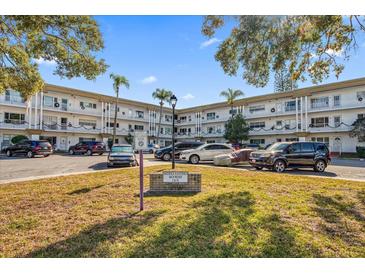 Photo one of 2431 Canadian Way # 9 Clearwater FL 33763 | MLS U8225441