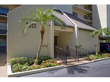 Photo one of 2900 Cove Cay Dr # 5F Clearwater FL 33760 | MLS U8225856