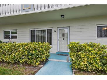 Photo one of 2292 Costa Rican Dr # 14 Clearwater FL 33763 | MLS U8226908