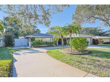 Photo one of 14510 Tanglewood N Dr Largo FL 33774 | MLS U8229101