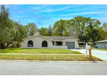 Photo one of 216 Claire Dr Seffner FL 33584 | MLS U8233114