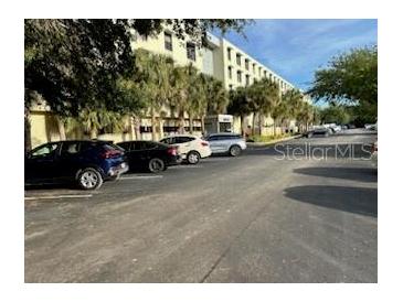Photo one of 701 S Madison Ave # 515 Clearwater FL 33756 | MLS U8234861