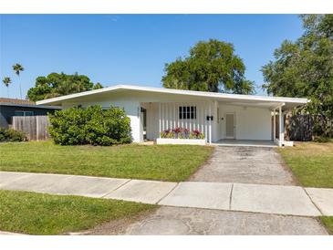 Photo one of 3728 Overlook Ne Dr St Petersburg FL 33703 | MLS U8235575