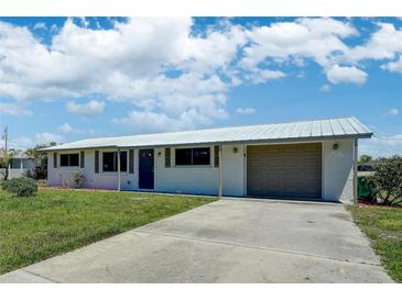 Photo one of 2621 10Th St Englewood FL 34224 | MLS U8237446