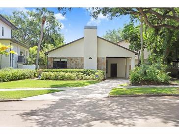 Photo one of 5106 W Evelyn Dr Tampa FL 33609 | MLS U8239313