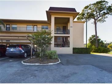 Photo one of 1370 Heather Ridge Blvd # 310 Dunedin FL 34698 | MLS U8241506