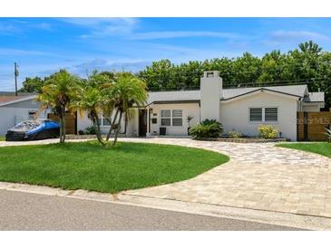 Photo one of 154 74Th N Ave St Petersburg FL 33702 | MLS U8253934