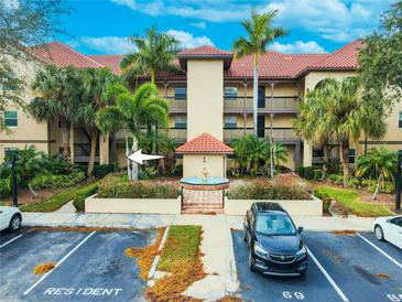 Photo one of 2400 Feather Sound Dr # 412 Clearwater FL 33762 | MLS W7858858