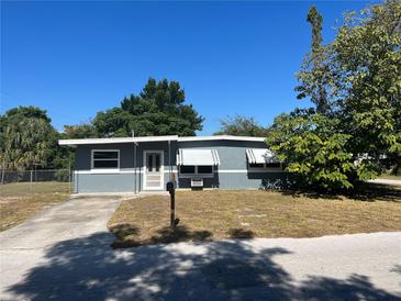 Photo one of 4025 Fairford Dr New Port Richey FL 34652 | MLS W7859505