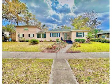 Photo one of 1419 E Henry Ave Tampa FL 33604 | MLS W7862113