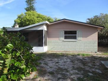 Photo one of 4125 Kibler Ln Holiday FL 34691 | MLS W7863453