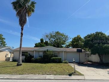 Photo one of 7124 Parrot Dr Port Richey FL 34668 | MLS W7863982