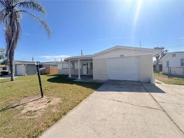 Photo one of 2118 Peggy Dr Holiday FL 34690 | MLS W7864048
