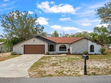 Photo one of 6049 Airmont Dr Spring Hill FL 34606 | MLS W7866086